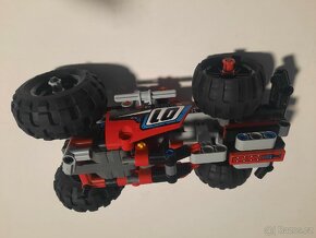 LEGO Technic 42073
Závodnička - 2