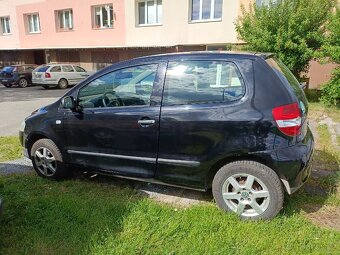 VW FOX - 2
