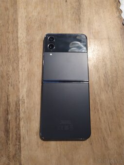 Samsung galaxy Zflip 4 128GB - 2