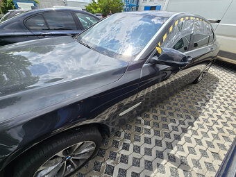 BMW F02 750Li díly - 2