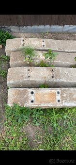 Zaplatím 300,- za odvoz 4ks betonových pražců - 2