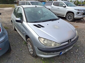 Peugeot 206 1.4i, automatická převodovka, r.v.2004 - 2
