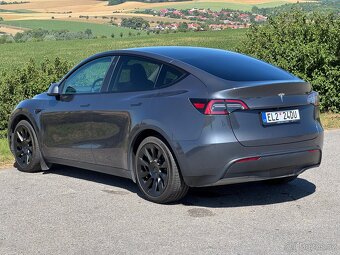 Tesla Model Y Standard Range Tažné 2023 87k km SoH 96% - 2