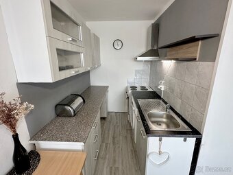 Pronájem bytu 2+kk, 40 m² – Františka Malíka, Most - 2