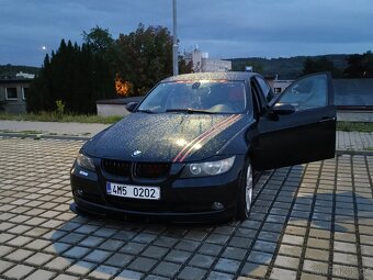 BMW E90 320d 120kw M47 6kvalt manuál - 2
