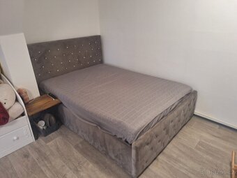 Čalouněná postel s úložným prostorem 140x200 s matrací - 2