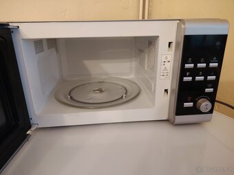 Prodám mikrovlnnou troubu Samsung - 2