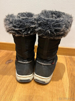 Prodám Dívčí sněhule TROLLKIDS v. 37 - 2