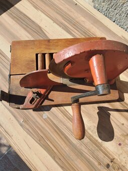 Retro kráječ na chleba - 2