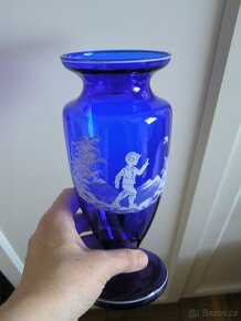 váza z modrého skla - 2