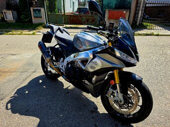 Aprilia Tuono V4 1100RR - ČR, stav nové motorky, Akrapovič - 2