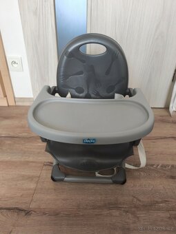 Cestovní skládací jídelní židlička Chicco pocket snack - 2