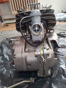 Motor ČZ 513, 250 - nový, kompletní, originál, kross - 2