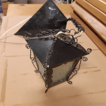 Stará lucerna na zed - 2