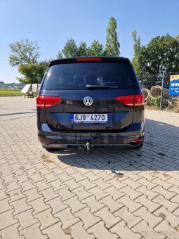 VW Touran 2016 - 2