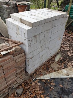 Bílé cihly - levně - 2