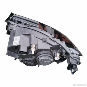 LAMPA LEVÁ PŘEDNÍ ADAPTIVE LED BMW I3 - 2