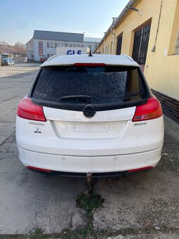 Opel insignia 2.0 cdti - 2