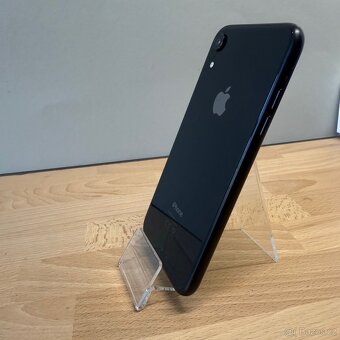 iPhone XR 64GB, černý (12 měsíců záruka) - 2