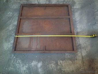 Prodám použitý plechový poklop zesílený 100,5cm x 100,5cm, v - 2