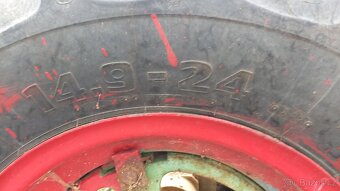 Zetor 25A-zadní kola - 2