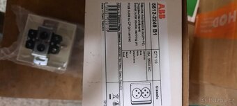 Zásuvka dvojitá, nová ABB bílá - 2
