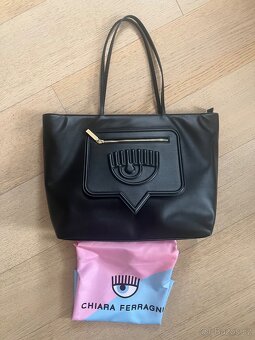 Prodán novou nepoužitou kabelku Chiara Ferragni - 2