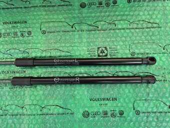 plynové vzpěry víka kufru (pár) Mazda 3 (BL) 2009-2012 BFY97 - 2