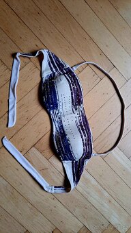 Zajímavý horní díl plavek zn.Calzedonia - 2