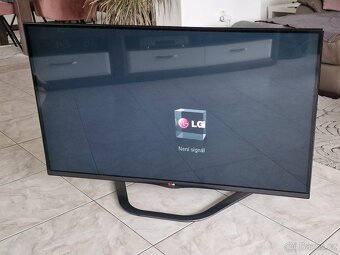 Smart TV LG 47LA660S - 2