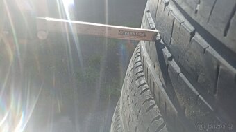 prodám sadu letních pneu 235/65 R16 C - 2