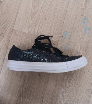 Converse Chuck Taylor – černé tenisky s třpytkami - 2