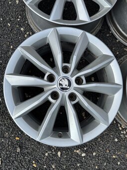 Sada alu kol Škoda Minoris R16 5x112 - 2
