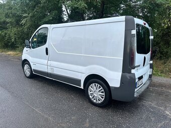 Renault trafic 2.5 dci 140 - 2