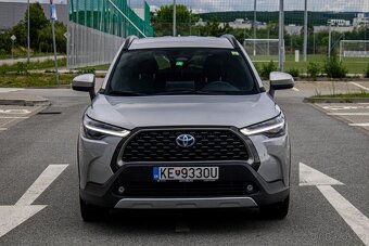 Toyota Corolla Cross 2.0 Hybrid 197k e-CVT STYLE 4x4 - 2