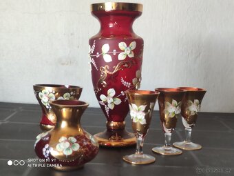 Prodáno Kolekce starožitného skla z československé - 2