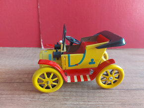 Dědeček Automobil - 2