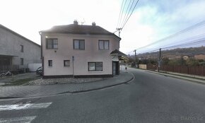 Prodej velkého domu v centru Dambořic - 2