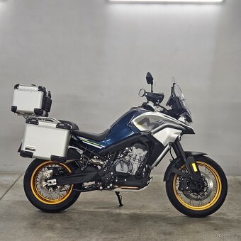 CFMOTO 800 MT Touring - 2