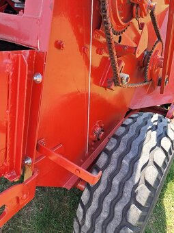 Prodám lis na malé balíky - 2