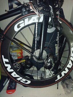 Zapletená kola giant - 2