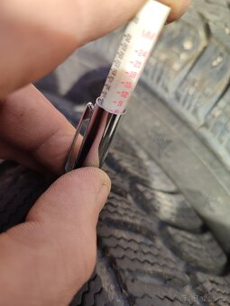 2+2pneu zimní 195/65R15 - 2