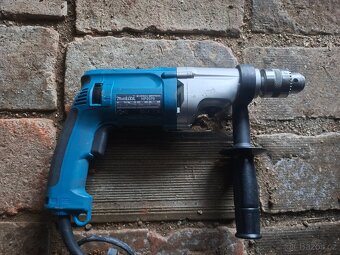 Příklepová vrtačka Makita - 2