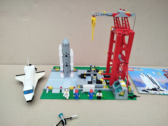 Lego 6339 Shuttle Launch Pad - 2