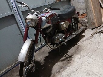 Cz 175 477 . 1 posilube - 2