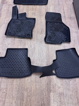 Gumové koberce Cupra Formentor + gumová vložka kufr - 2