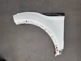 Levý přední blatník Land Rover Evoque l538 - 2