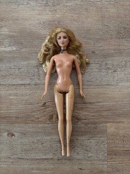 Barbie Shakira Mattel 2002 - 2