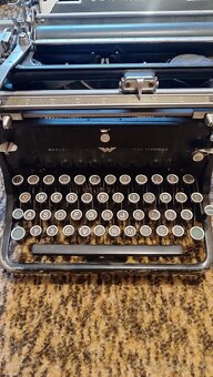 Psací stroj CONTINENTAL - 2