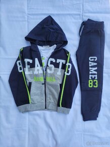 Chlapecká tepláková souprava - 2